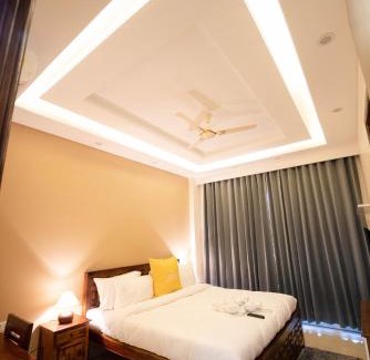 DLF Phase 5 Apartment | Family-Friendly Lime Tree Two BHK Near Golf Course Road