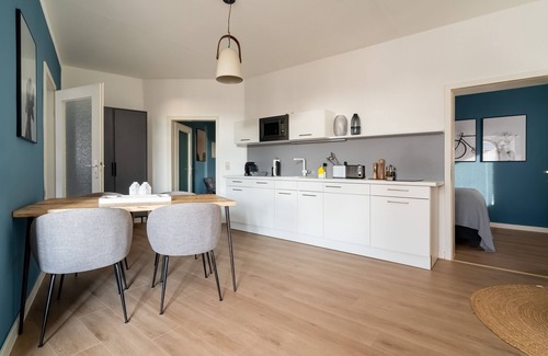 Innere Neustadt Apartment | Comfortable Stay at Limehome Dresden with Family Amenities
