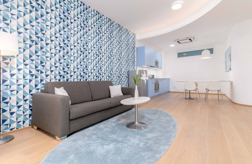 Graz City Centre Apartment | Stylish limehome Graz - Argos by Zaha Hadid with Breakfast