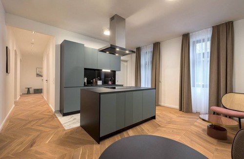 Brigittenau Apartment | Discover limehome Vienna Karajangasse: Family-Friendly Stay