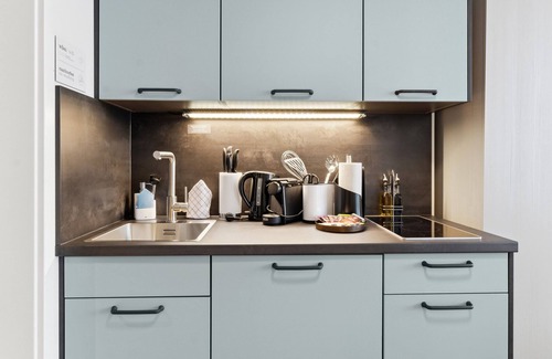 Innenstadt Apartment | Top-Rated limehome Zwickau with Kitchen & Breakfast Options