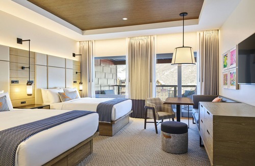 Snowmass Village Hotel | Discover Limelight Hotel Snowmass: 4-Star Family Retreat