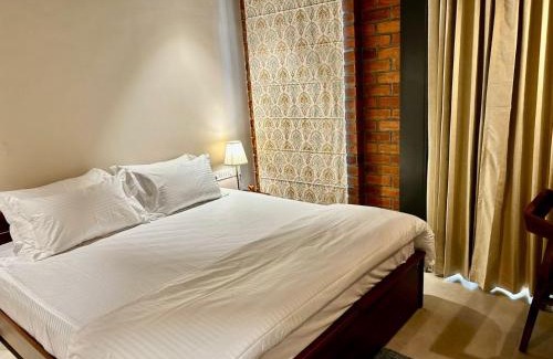Yelahanka Bed & Breakfast | Guest Rated 10/10: Limelights Premium Serviced Residences