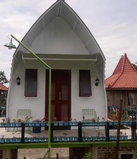 Cilimus Resort | Explore Limerr Resto Resort: Pet-Friendly Getaway Awaits