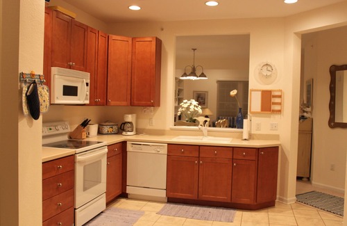 Ocean View Villa | Book Your Ideal Bethany Getaway with Oceanfront Views