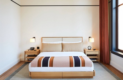 Kirkos Hotel | Exclusive Stay at Limited Edition with Spa and Breakfast