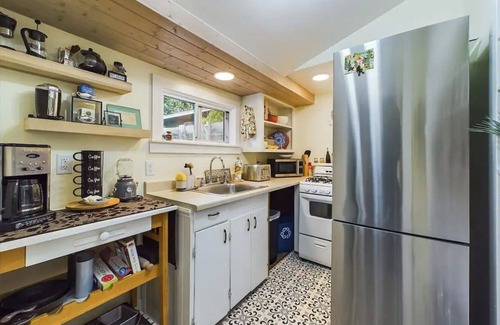 Arcata House | Limoncello House Arcata-Stylish and Central