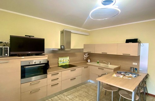 Toscolano Maderno Apartment | Bright Limone Apartment: Pool, Pet-Friendly & Steps to Lake