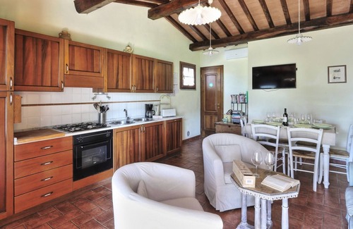Calci Villa | Experience Limone and Calci: Family-Friendly Getaway