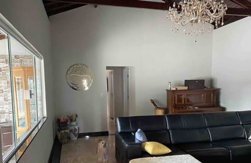 Indaiatuba Cottage | Linda Casa de Campo: Family-Friendly Retreat with Spa & Pool