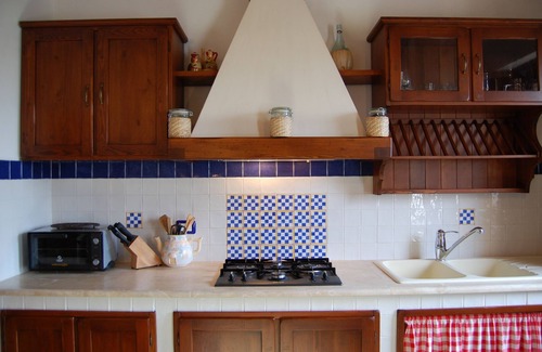 Barberino Val d'Elsa Apartment | Top-Rated Linearis Holiday House with Pool & Lake Views