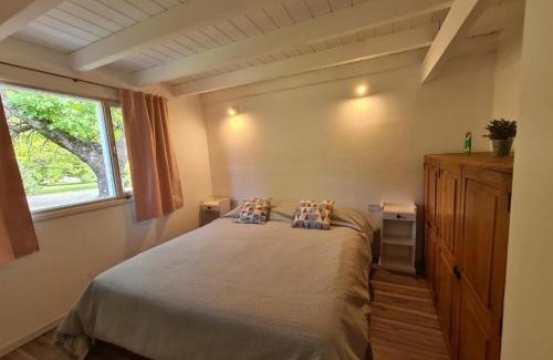 Lago Puelo Hotel | Relax at Linaje Hotel Boutique with Oceanfront Pool Access