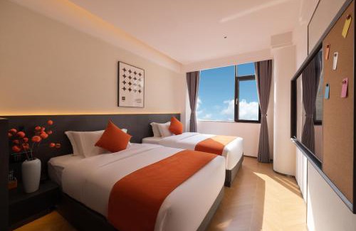 Linxiang District Hotel | Lincang Hot Limited Edition Designer Hotel
