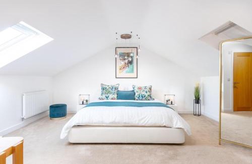Grange de Lings House | Inviting 4-Bed House in Lincoln with Pet-Friendly Amenities