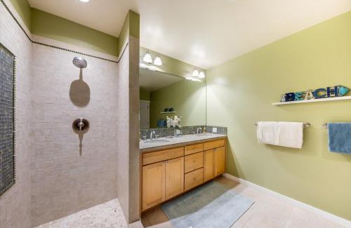 Lincoln Beach House | Beachfront Bliss at Lincoln Beach Dream - Pet Friendly Escape