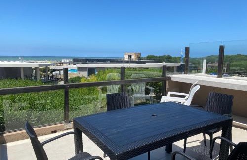 Mar de Las Pampas Apartment | Beachfront Bliss at Linda Bay Resort Studio 304
