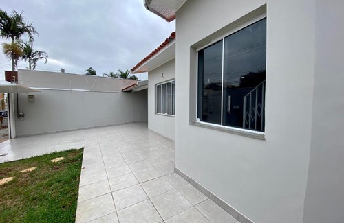 Jardim Acapulco House | Cozy Linda Casa with Pool - Rated 9.5 by Guests!