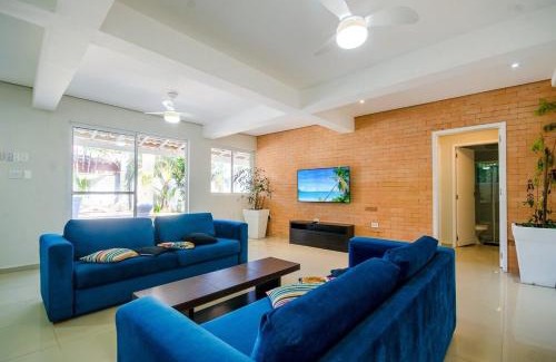Balneario Praia do Pernambuco House | Inviting Casa com Piscina for Families Near Praia do Mar Casado