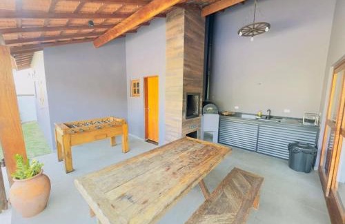 Porangaba House | Linda Casa de Campo: Family-Friendly Retreat with Pool