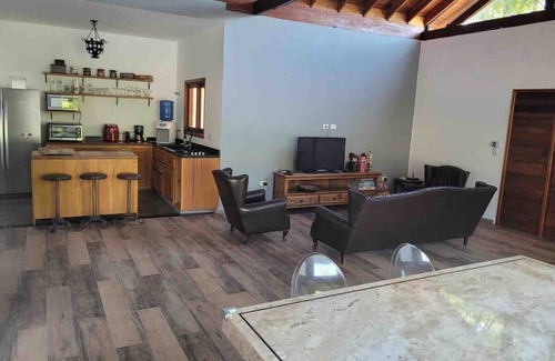Quadra House | Modern Country House with Pool and Child-Friendly Amenities
