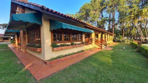 Sorocaba House | Linda Casa de Campo: Tennis, Beach Tennis & Family-Friendly Fun