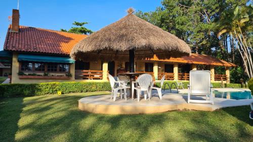 Sorocaba House | Linda Casa de Campo: Tennis, Beach Tennis & Family-Friendly Fun