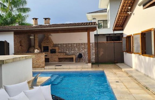 Horto House | Inviting Linda Casa in Ubatuba with Pool & Family-Friendly Fun