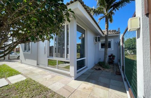 Arroio Teixeira House | Beautiful Beach House with Pool, Pet-Friendly & Family Fun