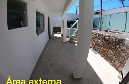 Sao Francisco House | Cozy Casa Steps from the Beach with Ocean View & Breakfast
