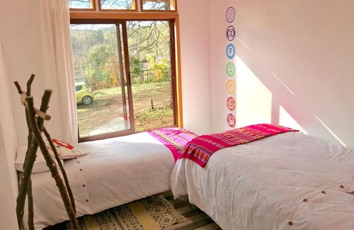 Pinto Apartment | Explore Modern Comfort at Linda Casa Rústica, Chillán
