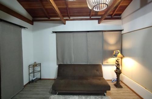 Estrada Nova House | Cozy Pet-Friendly Retreat in Jaraguá for Families