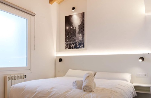 Pamplona City Centre Apartment | Deluxe Stay at Linda Pamplona 4 D - Perfect for Families
