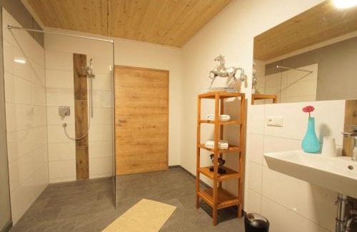 Sigmarszell Apartment | Discover Linda's Ferien-Pferdehof: Family and Pet-Friendly Stay