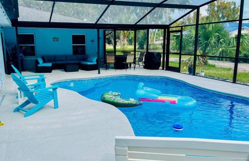 Port Orange House | Linda’s Lizard Landing: Pet-Friendly Retreat with Pool
