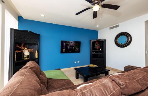 Las Conchas Apartment | Linda Vista 401: Perfect Poolside Retreat for Families