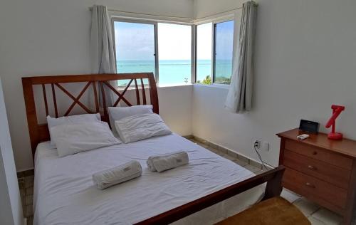 Pajucara Apartment | Linda Vista: Oceanfront Retreat with Pet-Friendly Amenities