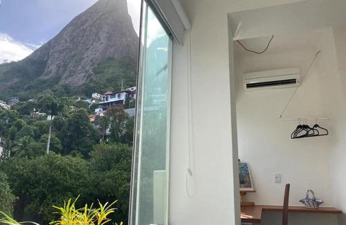Vidigal Apartment | Experience Linda Vista do Rio: A Scenic Retreat Awaits
