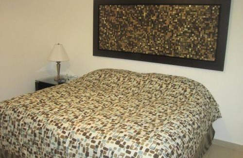 Desarrollo San Pablo Apartment | Inviting Suite with Pool and Green Spaces in Zona Norte