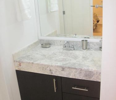 Desarrollo San Pablo Apartment | Inviting Suite with Pool and Green Spaces in Zona Norte