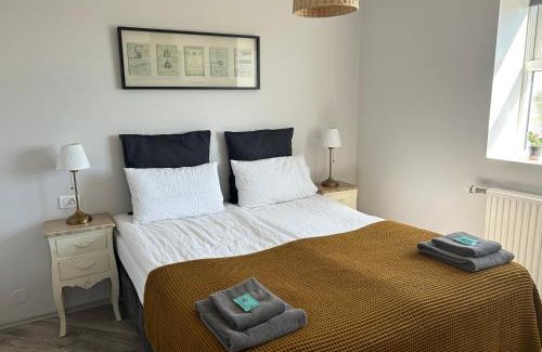 Hvolsvollur House | Discover Lindartún Guesthouse: Family-Friendly Retreat
