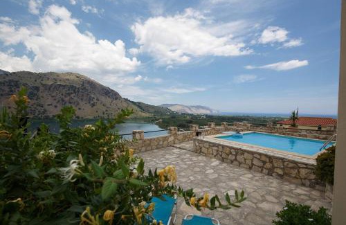 Kavallos Villa | Scenic Lakescape Villa in Kournas with Pool Access