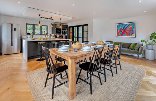 Egloshayle House | Linden Lea - Four Bedroom House, Sleeps 8