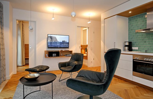 Heiligendamm Apartment | Oceanfront Getaway: Linden-palais Wohnung 28 - Guest Rated 9.8