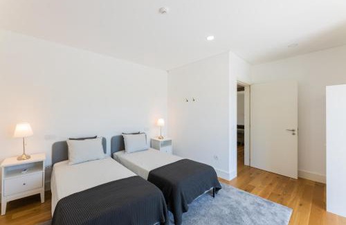Caldelas Apartment | Discover Linden Tree House A and B: Oceanfront Retreat Awaits