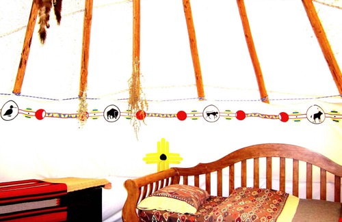 Velika Plana Cottage | Explore Linden Tree Retreat & Ranch: Pet-Friendly Getaway