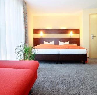 Lindenberg im Allgaeu Hotel | Experience Comfort at Lindenberger Hof - Pet Friendly Retreat