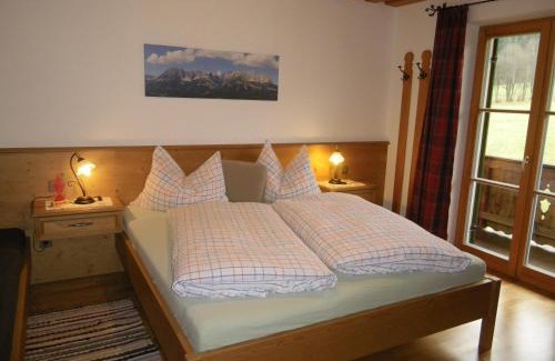 Kitzbuehel House | Highly Rated Lindenhof: Ideal for Family Getaways