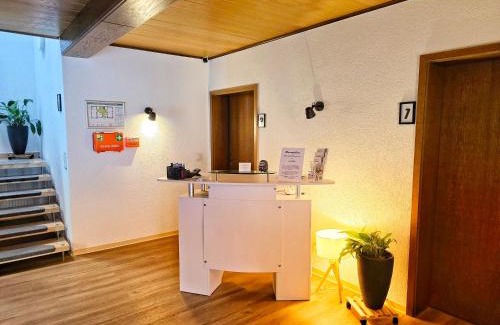 Falkenberg House | Pet-Friendly Stay at Lindenhof Falkenberg with Breakfast