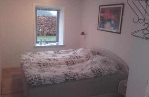 Fjerritslev Bed & Breakfast | Kid-Friendly Lindholt: Highly Rated with Kitchen Amenities