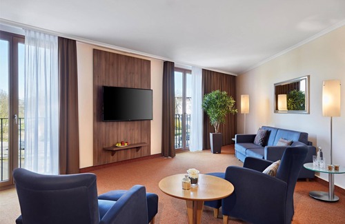 Leverkusen Hotel | Discover Lindner Hotel Leverkusen Bayarena - 4-Star Retreat